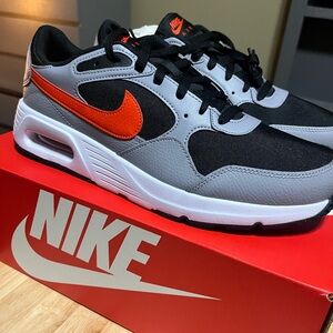 MENS - SZ 12 - NIKE AIR MAX SC (NEW IN BOX)
